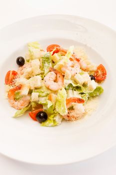 caesar salad with shrimps