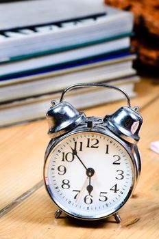 retro alarm