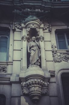 Statue, Image of the city of Madrid, its characteristic architecture