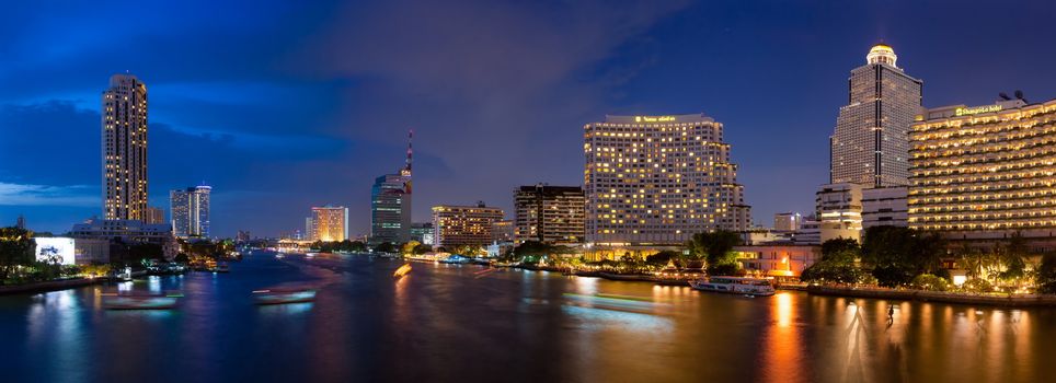 panorama nighttime views of the city, the Chao Phraya River.
