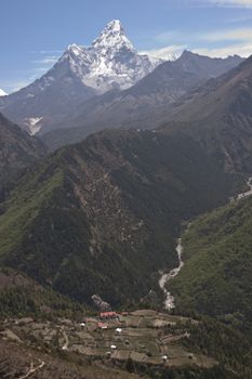 Ama Dablan (6856 meters) towering over the mountainous trekking route to Everest Base Camp in the Himalaya Mountains of Nepal