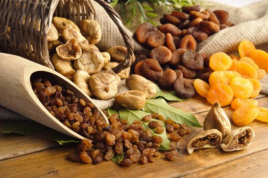 raisins , dried figs, dried apricots