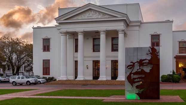 Modern bronze coated statue of Nelson Mandela in front of Stellenbosch Town Hall