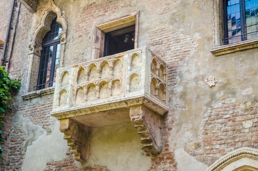 The famous balcony of Romeo and Juliet at Casa di Giulietta, in Verona, Italy
