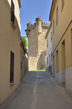 Street ending in the castle of Oropesa, a Spanish town in the province of Toledo.