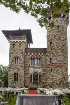 Adventist wedding in the castle of Tercesi