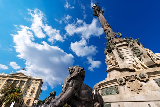 Column of Barcelona, Spain, monument dedicated to the famous Italian navigator Cristorofo Colombo. On the left the building of the military government