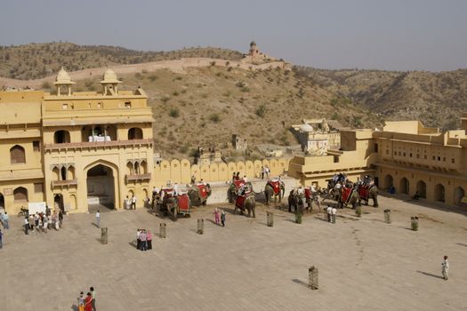 Outer courtyard of Amber Fort. Raj-put style fortress on the outskirts of Jaipur, Rajasthan, India.