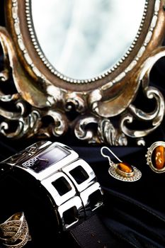 A very luxury woman watch of bracalet
