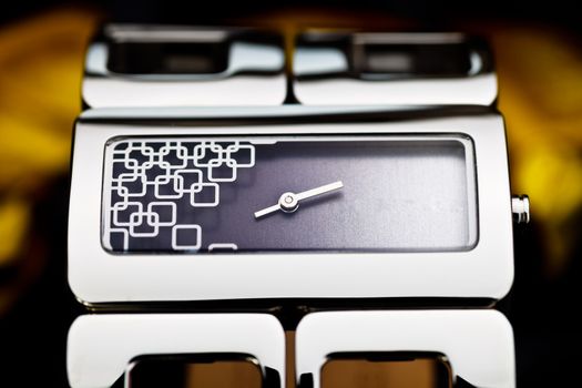 A very luxury woman watch of bracalet