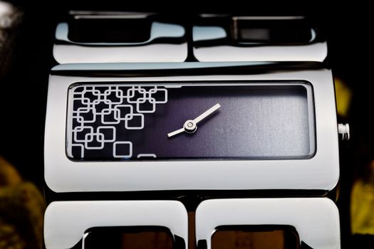 A very luxury woman watch of bracalet