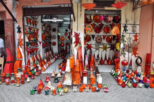 MARRAKECH - SEPTEMBER 23: Local shop selling  handmade artcraft. In Marrakech, Morocco, September 23, 2013.