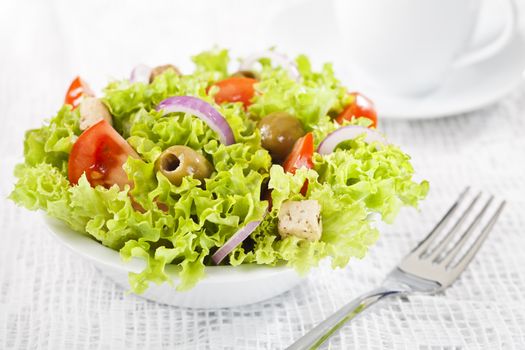 Fresh healthy vegetable salad in bowl
