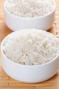 White steamed rice in two bowls