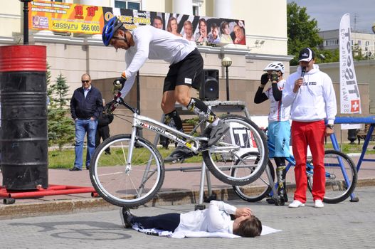 Timur Ibragimov � the champion of Russia on a cycle trial, acts in Tyumen on a holiday the City Day 26.07.2014�