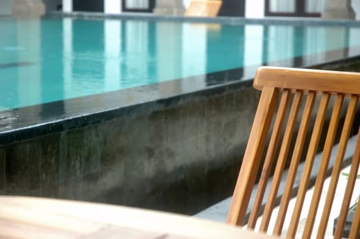 swimming pool that commonly found in hotel area