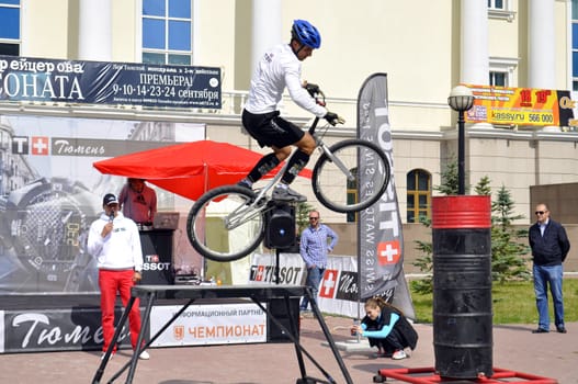 Timur Ibragimov performance, champions of Russia on a cycle trial. City Day of Tyumen on July 26, 2014