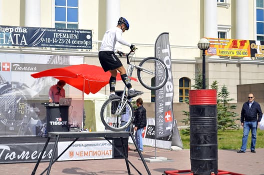 Timur Ibragimov performance, champions of Russia on a cycle trial. City Day of Tyumen on July 26, 2014