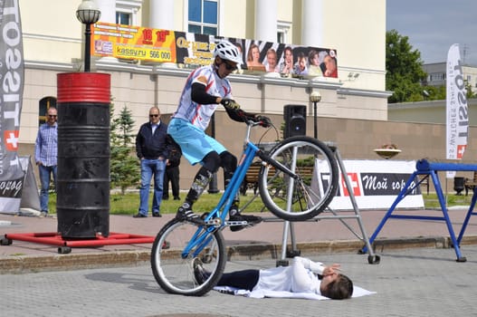 Mikhail Sukhanov performance, champions of Russia on a cycle trial. City Day of Tyumen on July 26, 2014