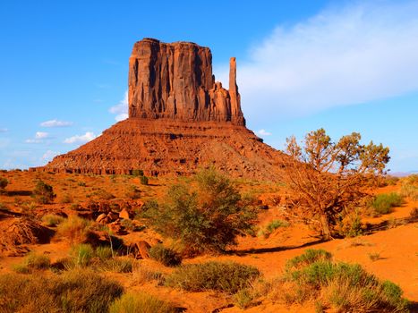 Mitten Butte in Monument Valley (Utah, USA)