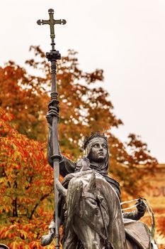 Queen Isabella of Castile Statue Riding a Horse  Marching into Granada 1492 Paseo de la Castellena Madrid Spain.  Statue made of Bronze and Stone by Manuel Oms y Canet in 1883.