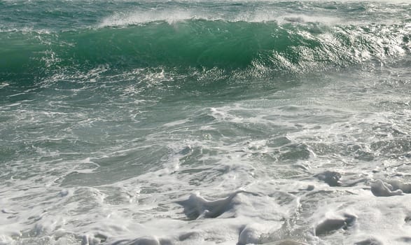 Transparent sea wave