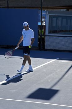 Melbourne: January 27. Roger Federer warm up session, played against  Lleyton Hewitt in the Australian Open 2010 on January 27, 2010 in Melbourne, Australia.

Switzerland top Ranked Tennis Player Roger Federer Australian Open Melbourne, 2010