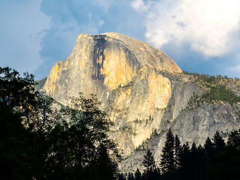 Half Dome in Yosemite National Park (California, USA)