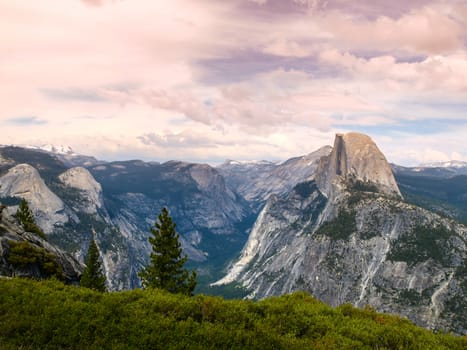 Yosemite National Park and Half Dome (California, USA)