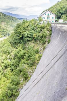 Picture of an Italian dam, taken in summer, daylight