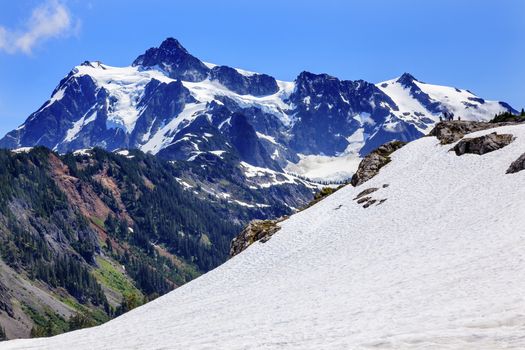 Hikers Snowfields Glaciers Artist Point Mount Shuksan Mount Baker Highway Snow Mountain Washington Pacific Northwest