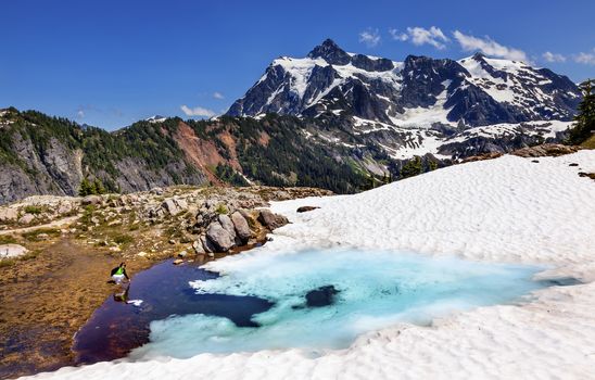 Mount Shuksan Blue Pool Woman Green Shirt Summer Artist Point Mount Baker Highway Snow Mountain Grass Trees