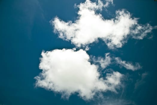 clouds in the blue sky