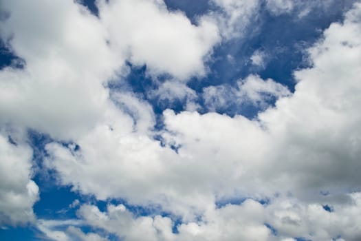 Clouds in the blue sky 