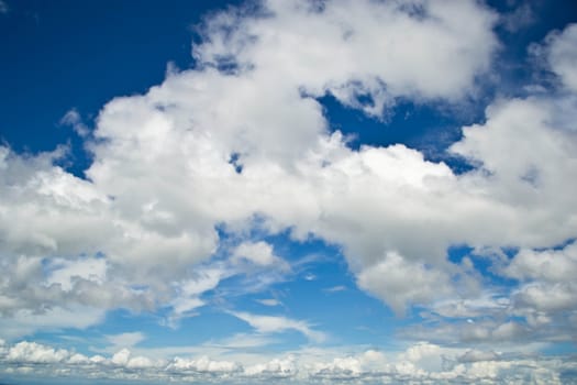 Clouds in the blue sky 