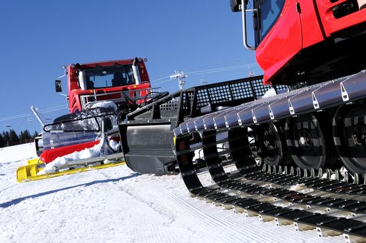 Ratrak, grooming machine, special snow vehicle 