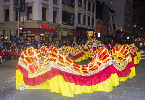 SAN FRANCISCO - FEB 15 : An unidentified participants in a Dragon dance at the Chinese New Year Parade in San Francisco , California on February 15 2014 , It is the largest Asian event in North America 