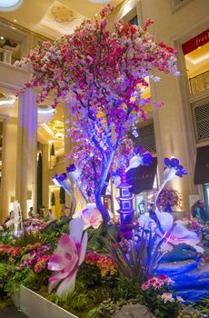 LAS VEGAS - MARCH 15 : The interior of the Venetian hotel & Casino in Las Vegas on March 15 , 2014. With more than 4000 suites it's one of the most famous hotels in the world.