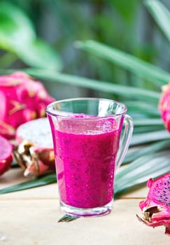 Purple Dragon fruit smoothie by fresh ingredient