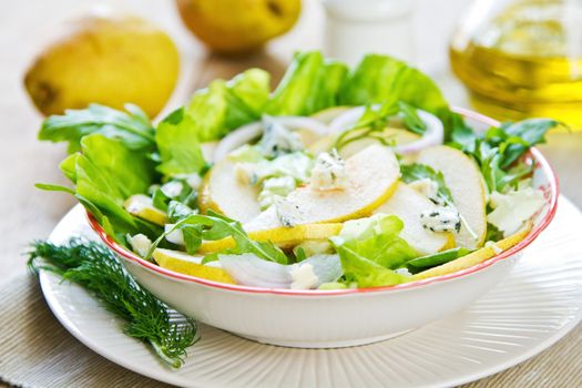 Pear with Blue cheese and Rocket salad
