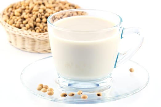 soy milk with soy beans