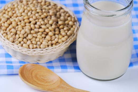 soy milk with soy beans