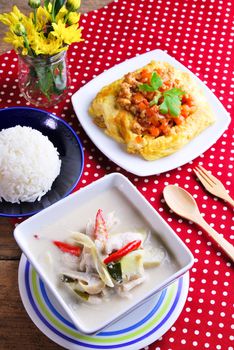 Rice ,stuffed omelette and tom kha kai ,chicken with coconut milk soup.