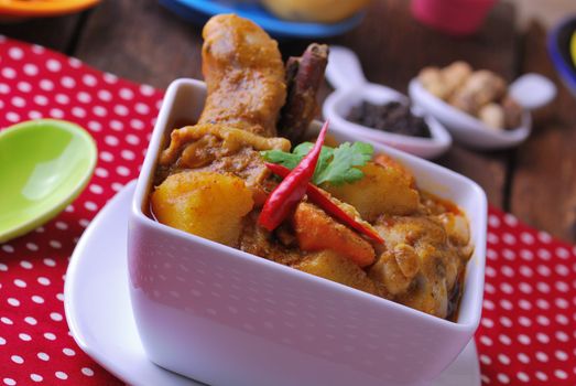 Spicy curry chicken