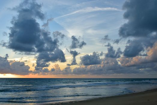 Beautiful sunset / sunrise sky with clouds