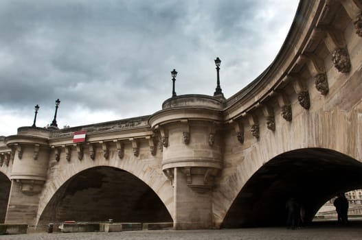 new bridge in Paris