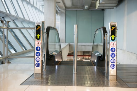 airport escalator with no people walking on