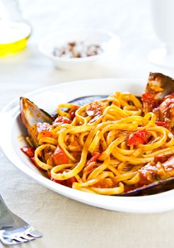 Fettucine with Mussel in tomato sauce