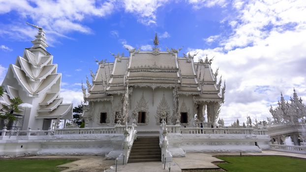 White Temple After the Earthquake in may 2014, Right Side. 