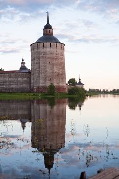 A tower an a wall in Kirillov abbey
